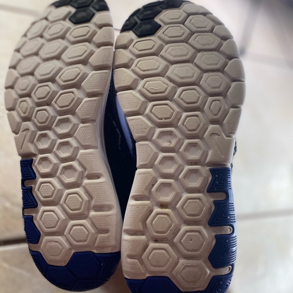 Nike Women's Flex Experience RN 4 Running - Picture 7 of 8